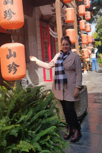 Yunaisi Pérez Vázquez（云艾西）