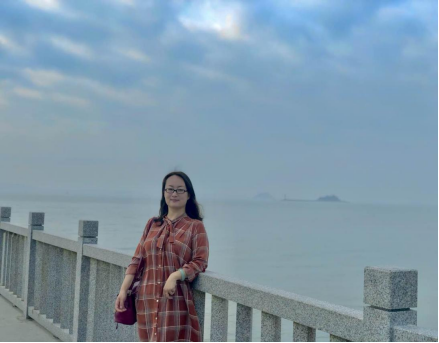 教学副院长——单燕萍