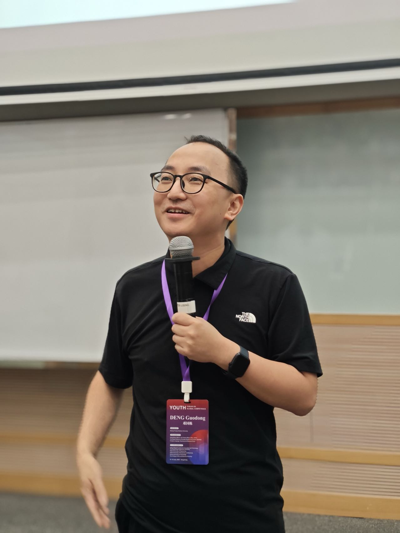 院长——邓国栋