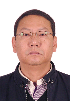 李 强
